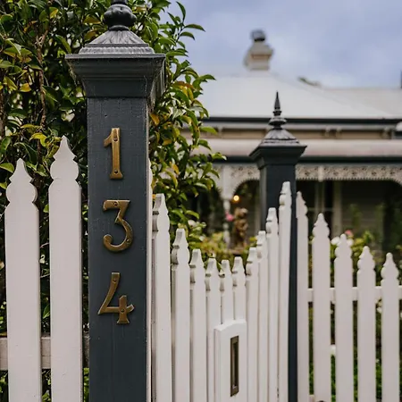 Lake Daylesford Country House Exterior photo