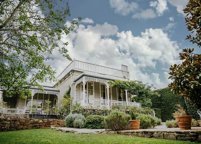 Lake Daylesford Country House