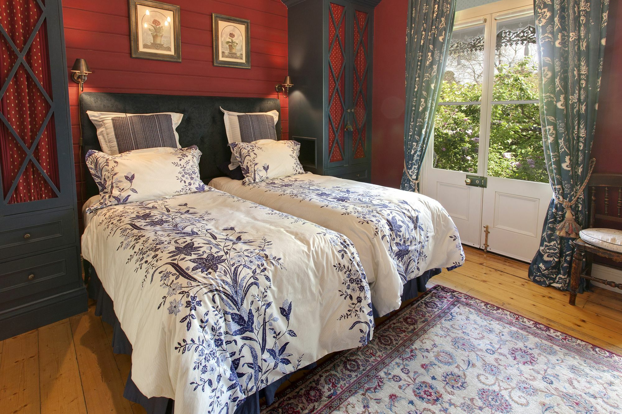 Lake Daylesford Country House Holiday home